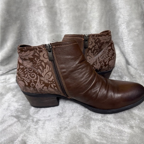 Biza the Valley Chic Brown Ankle Booties Size 41 or 9.5/10 US - Picture 7 of 11